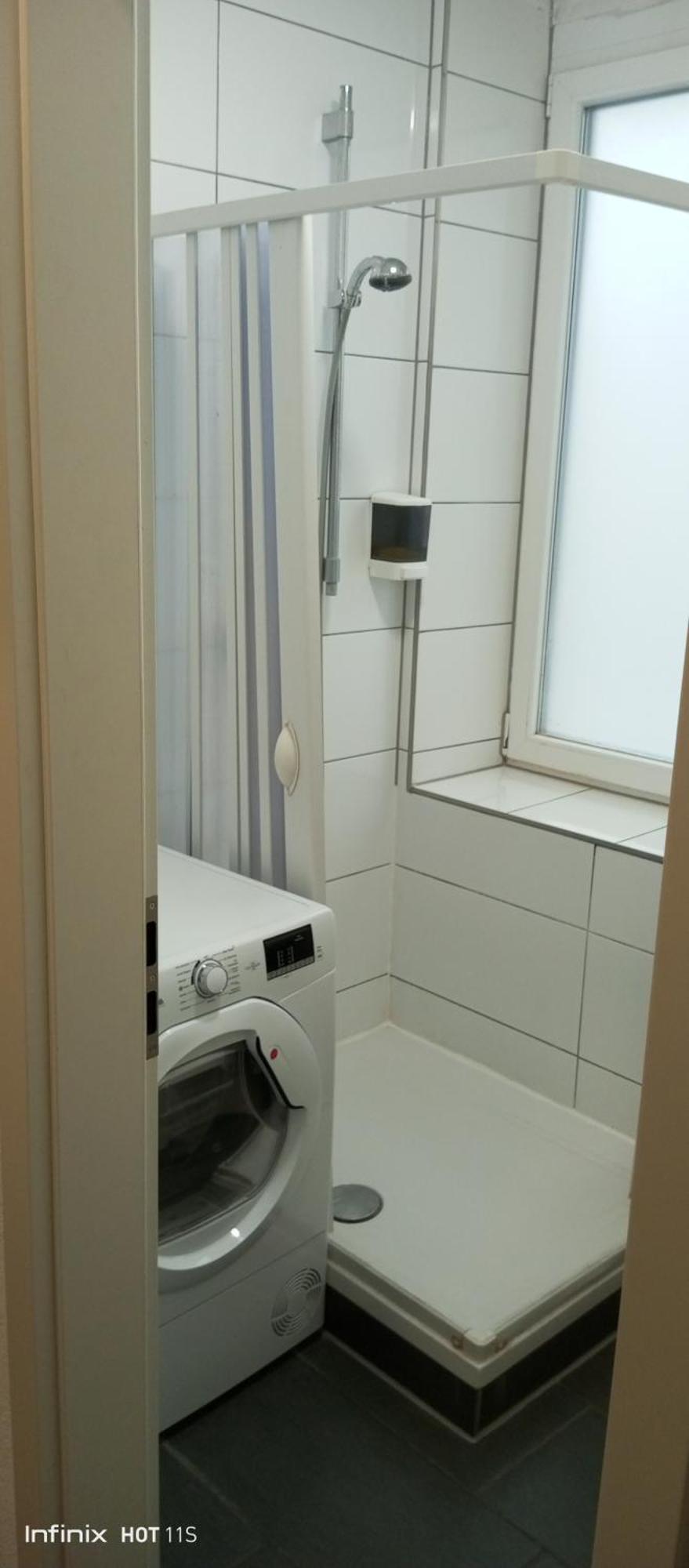 Gemuetliches Lisa Zimmer Mit Gemeinschaftskueche Heilbronn Zentrum Exteriér fotografie